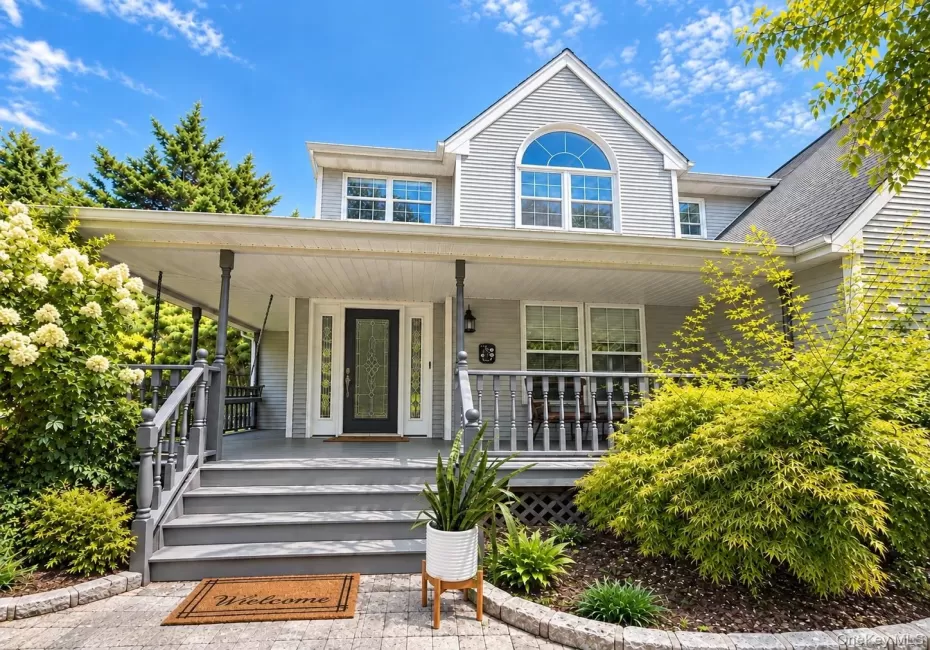 65 Mayfair Road, Smithtown, NY, 5 Bedrooms Bedrooms, 10 Rooms Rooms,2 BathroomsBathrooms,Residential Lease,For Rent,Mayfair,0,1052969 65 Mayfair Road, Smithtown, NY, 5 Bedrooms Bedrooms, 10 Rooms Rooms,2 BathroomsBathrooms,Residential Lease,For Rent,Mayfair,0,1052969