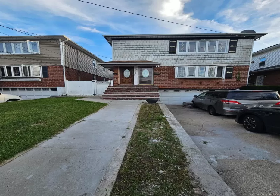 25314 148th Road, New York, NY, 3 Bedrooms Bedrooms, 8 Rooms Rooms,2 BathroomsBathrooms,Residential Lease,For Rent,148th,0,1052790 25314 148th Road, New York, NY, 3 Bedrooms Bedrooms, 8 Rooms Rooms,2 BathroomsBathrooms,Residential Lease,For Rent,148th,0,1052790