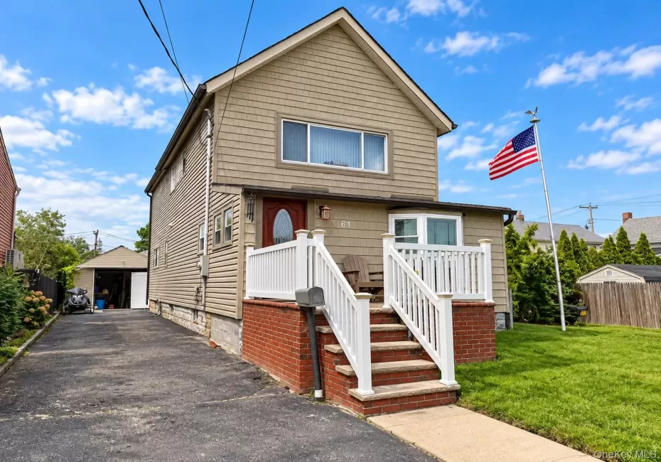 61 5th Avenue, Hempstead, NY, 5 Bedrooms Bedrooms, 7 Rooms Rooms,2 BathroomsBathrooms,Residential,For Rent,5th,0,1053215 61 5th Avenue, Hempstead, NY, 5 Bedrooms Bedrooms, 7 Rooms Rooms,2 BathroomsBathrooms,Residential,For Rent,5th,0,1053215