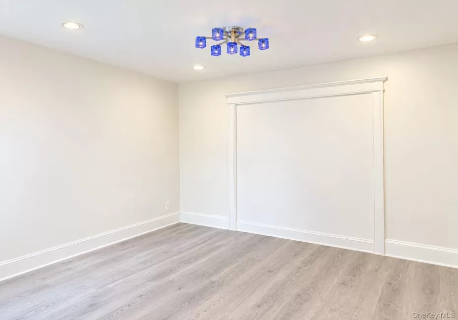 16001 Hillside Avenue, New York, NY, 3 Bedrooms Bedrooms, 7 Rooms Rooms,2 BathroomsBathrooms,Residential Lease,For Rent,Hillside,0,1053637 16001 Hillside Avenue, New York, NY, 3 Bedrooms Bedrooms, 7 Rooms Rooms,2 BathroomsBathrooms,Residential Lease,For Rent,Hillside,0,1053637