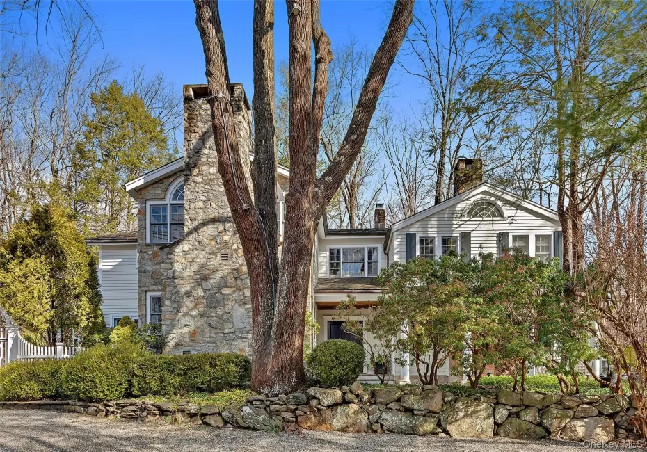 72 Old Mill River Road, Pound Ridge, NY, 3 Bedrooms Bedrooms, 9 Rooms Rooms,3 BathroomsBathrooms,Residential,For Rent,Old Mill River,0,1017897 72 Old Mill River Road, Pound Ridge, NY, 3 Bedrooms Bedrooms, 9 Rooms Rooms,3 BathroomsBathrooms,Residential,For Rent,Old Mill River,0,1017897