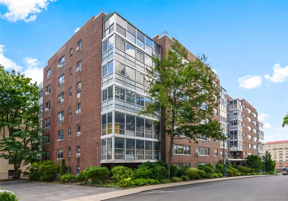 2 Washington Square, Mamaroneck, NY, 2 Bedrooms Bedrooms, 5 Rooms Rooms,2 BathroomsBathrooms,Residential,For Rent,Washington,0,1041096 2 Washington Square, Mamaroneck, NY, 2 Bedrooms Bedrooms, 5 Rooms Rooms,2 BathroomsBathrooms,Residential,For Rent,Washington,0,1041096