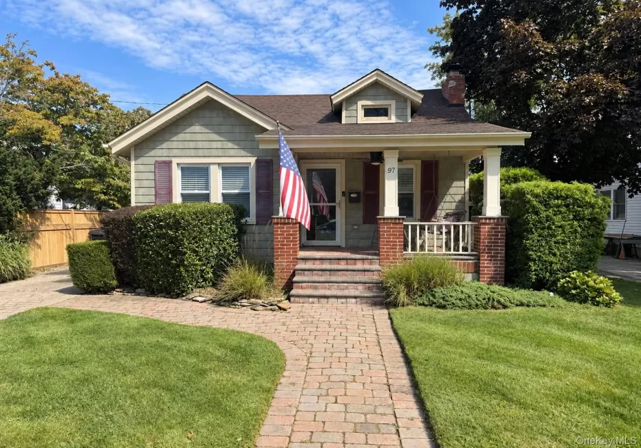 97 Highland Avenue, Brookhaven, NY, 3 Bedrooms Bedrooms, 6 Rooms Rooms,1 BathroomBathrooms,Residential,For Rent,Highland,0,1052005 97 Highland Avenue, Brookhaven, NY, 3 Bedrooms Bedrooms, 6 Rooms Rooms,1 BathroomBathrooms,Residential,For Rent,Highland,0,1052005