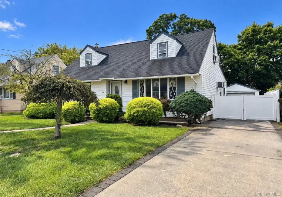 64 Fenimore Street, Hempstead, NY, 4 Bedrooms Bedrooms, 7 Rooms Rooms,2 BathroomsBathrooms,Residential,For Rent,Fenimore,0,1051322 64 Fenimore Street, Hempstead, NY, 4 Bedrooms Bedrooms, 7 Rooms Rooms,2 BathroomsBathrooms,Residential,For Rent,Fenimore,0,1051322
