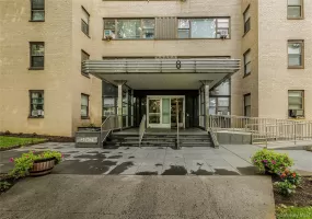 8 Fordham Oval, New York, NY, 2 Bedrooms Bedrooms, 6 Rooms Rooms,1 BathroomBathrooms,Residential,For Rent,Fordham,0,1050856 8 Fordham Oval, New York, NY, 2 Bedrooms Bedrooms, 6 Rooms Rooms,1 BathroomBathrooms,Residential,For Rent,Fordham,0,1050856