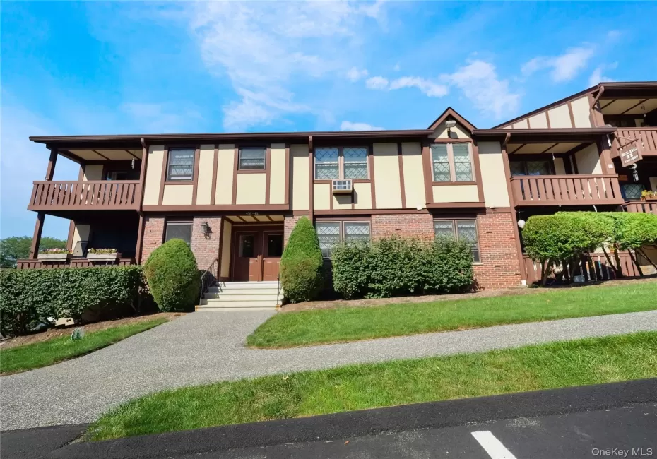 461 Sierra Vista Lane, Clarkstown, NY, 1 Bedroom Bedrooms, 4 Rooms Rooms,1 BathroomBathrooms,Residential,For Rent,Sierra Vista,0,1051411 461 Sierra Vista Lane, Clarkstown, NY, 1 Bedroom Bedrooms, 4 Rooms Rooms,1 BathroomBathrooms,Residential,For Rent,Sierra Vista,0,1051411