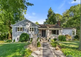 12 Longspur Road, Yonkers, NY, 3 Bedrooms Bedrooms, 7 Rooms Rooms,2 BathroomsBathrooms,Residential,For Rent,Longspur,0,1050518 12 Longspur Road, Yonkers, NY, 3 Bedrooms Bedrooms, 7 Rooms Rooms,2 BathroomsBathrooms,Residential,For Rent,Longspur,0,1050518