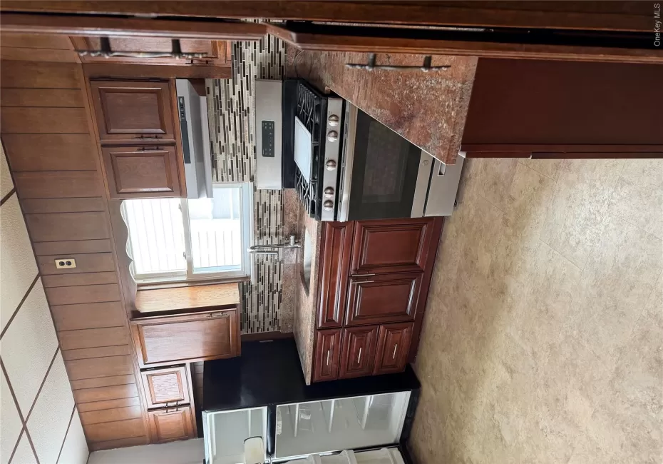 9731 92nd Street, New York, NY, 3 Bedrooms Bedrooms, 6 Rooms Rooms,1 BathroomBathrooms,Residential Lease,For Rent,92nd,0,1053289 9731 92nd Street, New York, NY, 3 Bedrooms Bedrooms, 6 Rooms Rooms,1 BathroomBathrooms,Residential Lease,For Rent,92nd,0,1053289