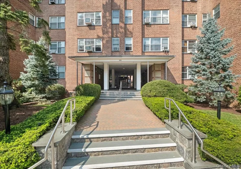 235 Garth Road, Eastchester, NY, 1 Bedroom Bedrooms, 3 Rooms Rooms,1 BathroomBathrooms,Residential,For Rent,Garth,0,1048752 235 Garth Road, Eastchester, NY, 1 Bedroom Bedrooms, 3 Rooms Rooms,1 BathroomBathrooms,Residential,For Rent,Garth,0,1048752