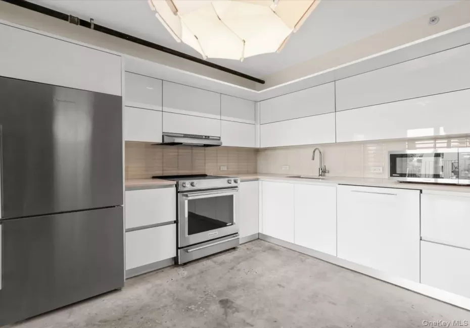 651 New York Avenue, New York, NY, 1 Bedroom Bedrooms, 3 Rooms Rooms,1 BathroomBathrooms,Residential,For Rent,New York,0,1052752 651 New York Avenue, New York, NY, 1 Bedroom Bedrooms, 3 Rooms Rooms,1 BathroomBathrooms,Residential,For Rent,New York,0,1052752