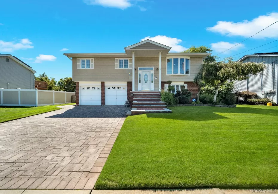 113 Lewis Avenue, Babylon, NY, 4 Bedrooms Bedrooms, 8 Rooms Rooms,2 BathroomsBathrooms,Residential,For Rent,Lewis,0,1053184 113 Lewis Avenue, Babylon, NY, 4 Bedrooms Bedrooms, 8 Rooms Rooms,2 BathroomsBathrooms,Residential,For Rent,Lewis,0,1053184