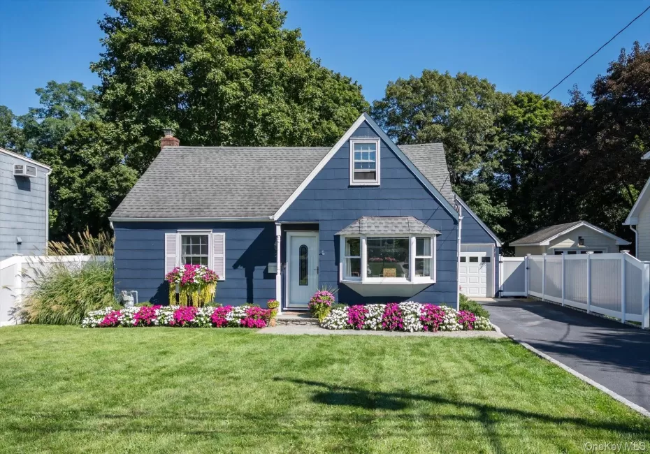 22 Crestfield Place, Huntington, NY, 3 Bedrooms Bedrooms, 6 Rooms Rooms,2 BathroomsBathrooms,Residential,For Rent,Crestfield,0,1052414 22 Crestfield Place, Huntington, NY, 3 Bedrooms Bedrooms, 6 Rooms Rooms,2 BathroomsBathrooms,Residential,For Rent,Crestfield,0,1052414