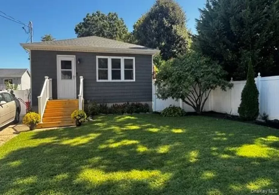 12 Chance Place, West Babylon, NY, 3 Bedrooms Bedrooms, 5 Rooms Rooms,2 BathroomsBathrooms,Residential,For Rent,Chance,0,1051112 12 Chance Place, West Babylon, NY, 3 Bedrooms Bedrooms, 5 Rooms Rooms,2 BathroomsBathrooms,Residential,For Rent,Chance,0,1051112