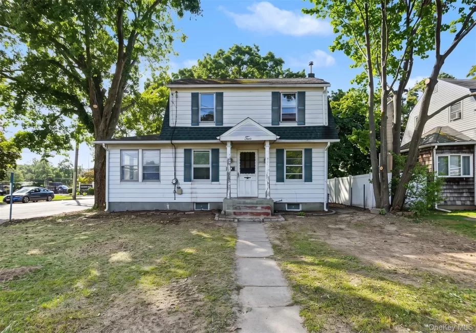 2 Willett Avenue, Islip, NY, 3 Bedrooms Bedrooms, 6 Rooms Rooms,1 BathroomBathrooms,Residential,For Rent,Willett,0,1053441 2 Willett Avenue, Islip, NY, 3 Bedrooms Bedrooms, 6 Rooms Rooms,1 BathroomBathrooms,Residential,For Rent,Willett,0,1053441