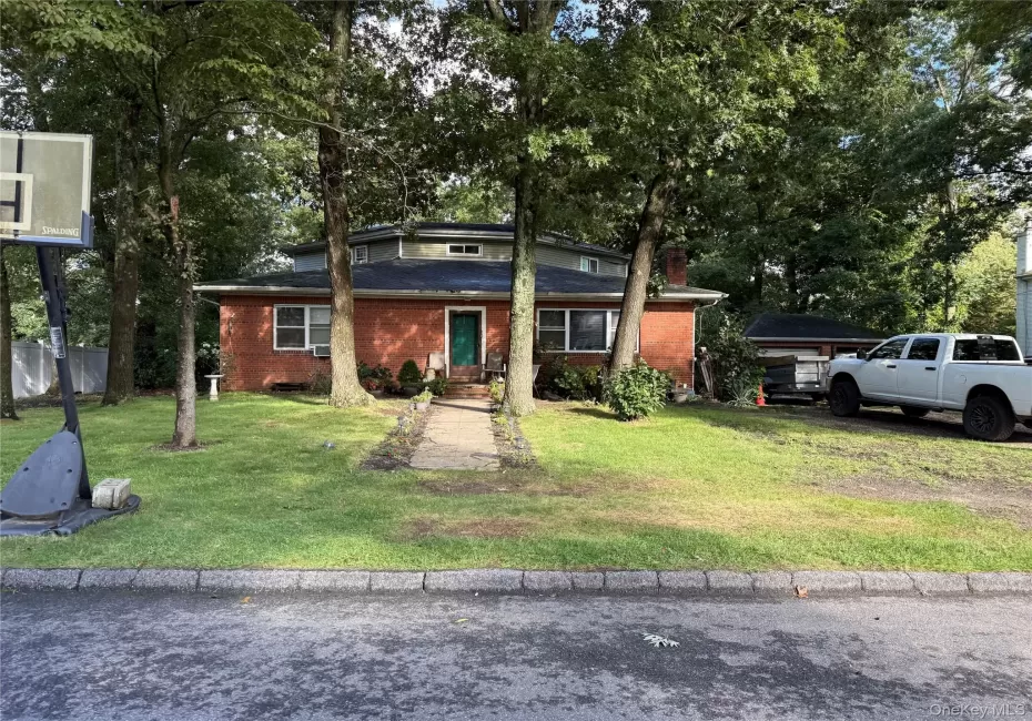 45 Summit Drive, Smithtown, NY, 4 Bedrooms Bedrooms, 7 Rooms Rooms,2 BathroomsBathrooms,Residential,For Rent,Summit,0,1053453 45 Summit Drive, Smithtown, NY, 4 Bedrooms Bedrooms, 7 Rooms Rooms,2 BathroomsBathrooms,Residential,For Rent,Summit,0,1053453
