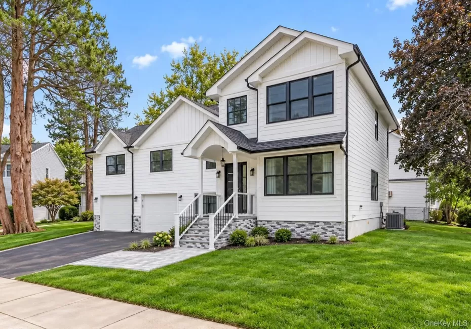 2 CIRCLE Drive, Oyster Bay, NY, 4 Bedrooms Bedrooms, 14 Rooms Rooms,5 BathroomsBathrooms,Residential,For Rent,CIRCLE,0,1053329 2 CIRCLE Drive, Oyster Bay, NY, 4 Bedrooms Bedrooms, 14 Rooms Rooms,5 BathroomsBathrooms,Residential,For Rent,CIRCLE,0,1053329