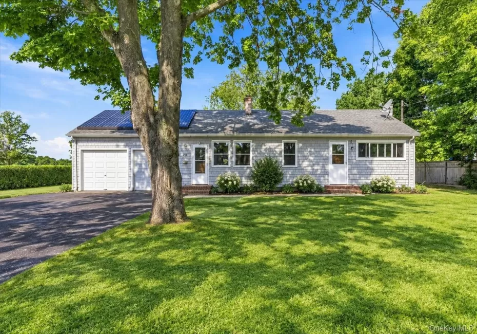 995 Schoolhouse Road, Southold, NY, 2 Bedrooms Bedrooms, 5 Rooms Rooms,1 BathroomBathrooms,Residential,For Rent,Schoolhouse,0,1053686 995 Schoolhouse Road, Southold, NY, 2 Bedrooms Bedrooms, 5 Rooms Rooms,1 BathroomBathrooms,Residential,For Rent,Schoolhouse,0,1053686
