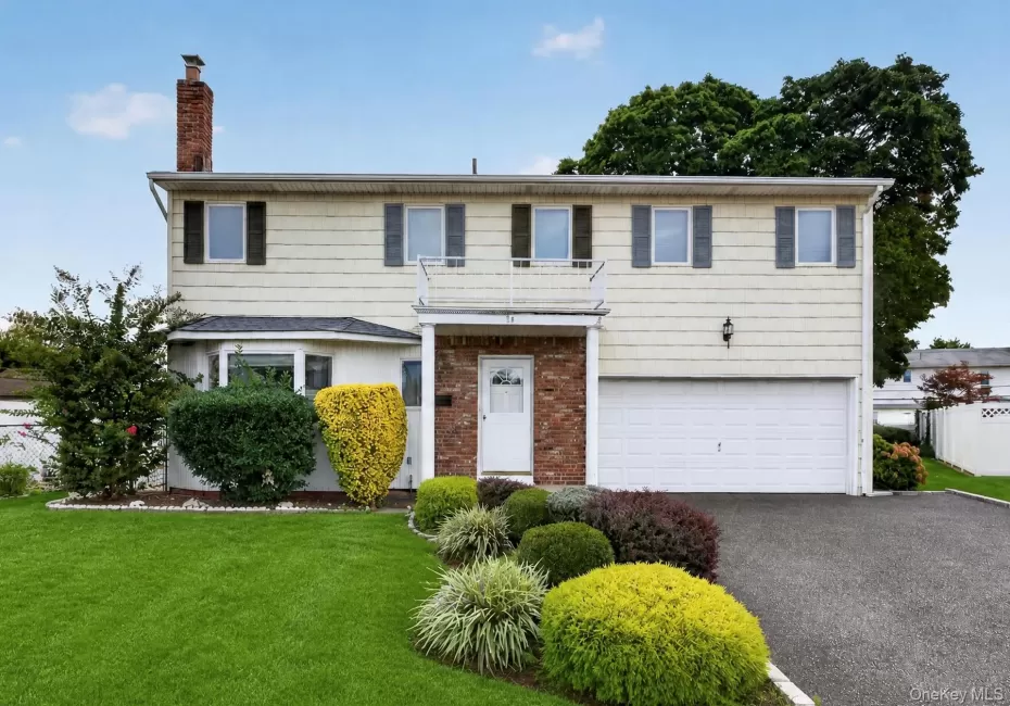 15 Country Court, Oyster Bay, NY, 5 Bedrooms Bedrooms, 9 Rooms Rooms,2 BathroomsBathrooms,Residential,For Rent,Country,0,1053197 15 Country Court, Oyster Bay, NY, 5 Bedrooms Bedrooms, 9 Rooms Rooms,2 BathroomsBathrooms,Residential,For Rent,Country,0,1053197