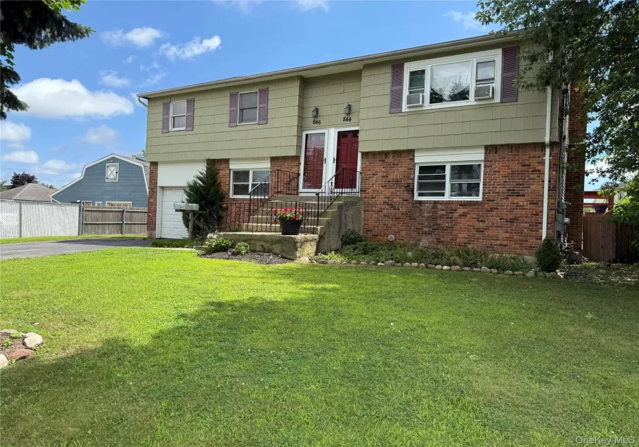 846 Conklin Street, Babylon, NY, 3 Bedrooms Bedrooms, 5 Rooms Rooms,1 BathroomBathrooms,Residential Lease,For Rent,Conklin,0,1053590 846 Conklin Street, Babylon, NY, 3 Bedrooms Bedrooms, 5 Rooms Rooms,1 BathroomBathrooms,Residential Lease,For Rent,Conklin,0,1053590