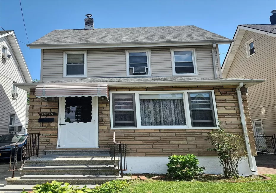 88-15 Ashford Street, New York, NY, 3 Bedrooms Bedrooms, 7 Rooms Rooms,2 BathroomsBathrooms,Residential,For Rent,Ashford,0,1053537 88-15 Ashford Street, New York, NY, 3 Bedrooms Bedrooms, 7 Rooms Rooms,2 BathroomsBathrooms,Residential,For Rent,Ashford,0,1053537