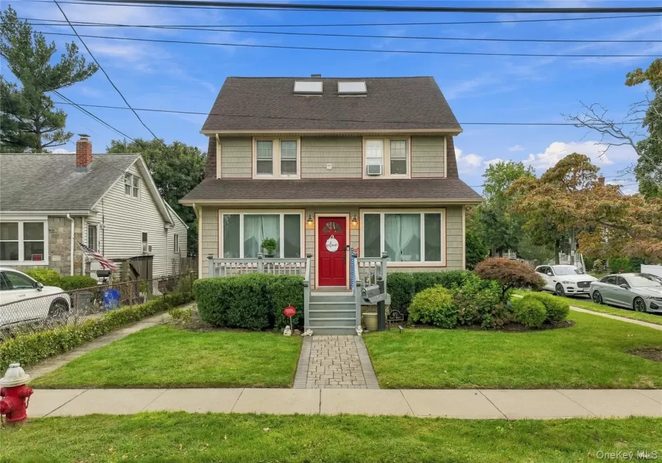 471 Pearl Street, Hempstead, NY, 5 Bedrooms Bedrooms, 10 Rooms Rooms,3 BathroomsBathrooms,Residential,For Rent,Pearl,0,1053638 471 Pearl Street, Hempstead, NY, 5 Bedrooms Bedrooms, 10 Rooms Rooms,3 BathroomsBathrooms,Residential,For Rent,Pearl,0,1053638