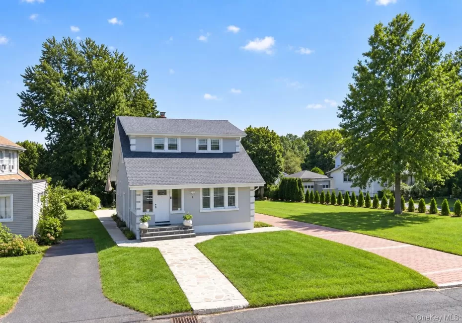 8 N Highview Avenue, Clarkstown, NY, 4 Bedrooms Bedrooms, 7 Rooms Rooms,2 BathroomsBathrooms,Residential,For Rent,Highview,0,1053513 8 N Highview Avenue, Clarkstown, NY, 4 Bedrooms Bedrooms, 7 Rooms Rooms,2 BathroomsBathrooms,Residential,For Rent,Highview,0,1053513