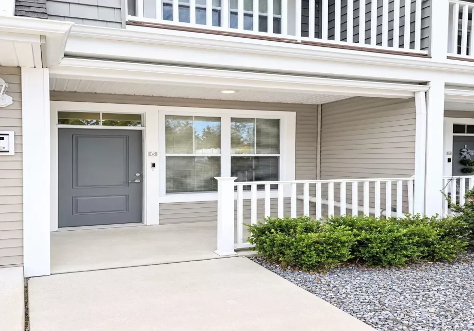 1046 New York Avenue, Huntington, NY, 1 Bedroom Bedrooms, 3 Rooms Rooms,1 BathroomBathrooms,Residential Lease,For Rent,New York,0,1050597 1046 New York Avenue, Huntington, NY, 1 Bedroom Bedrooms, 3 Rooms Rooms,1 BathroomBathrooms,Residential Lease,For Rent,New York,0,1050597