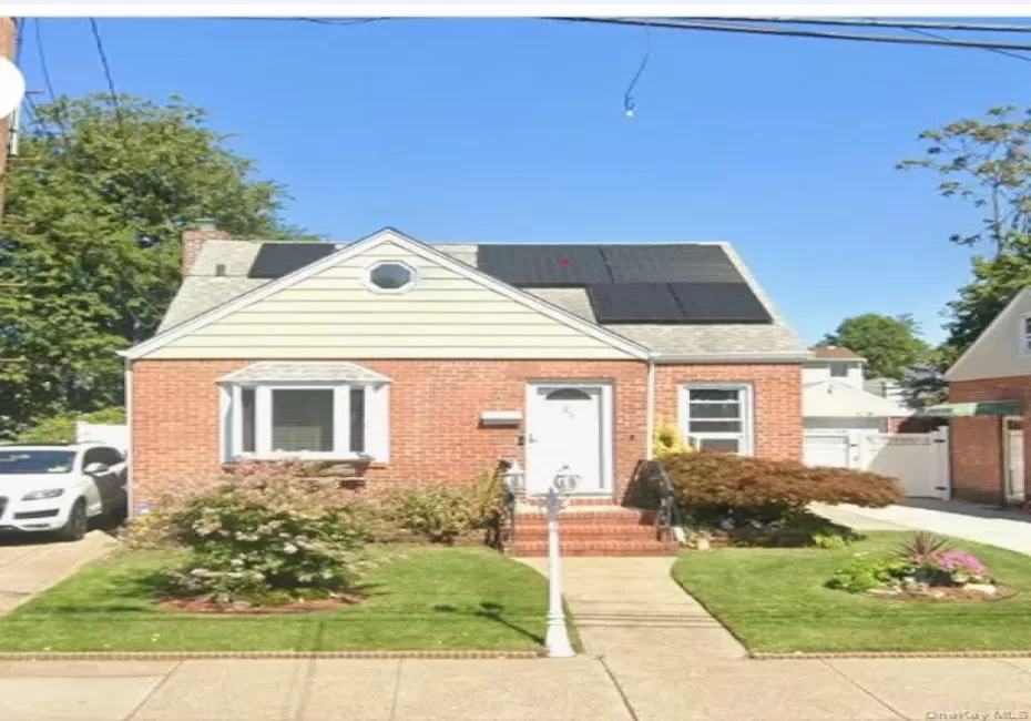 23 Washington Avenue, Hempstead, NY, 3 Bedrooms Bedrooms, 5 Rooms Rooms,2 BathroomsBathrooms,Residential,For Rent,Washington,0,1051321 23 Washington Avenue, Hempstead, NY, 3 Bedrooms Bedrooms, 5 Rooms Rooms,2 BathroomsBathrooms,Residential,For Rent,Washington,0,1051321