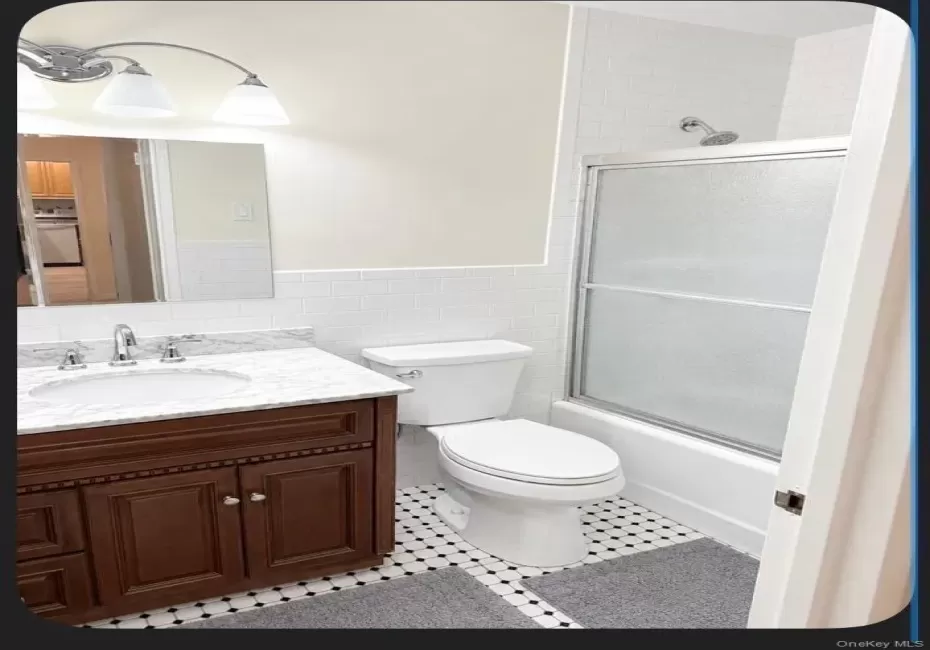 2 Bay Club Drive, New York, NY, 1 Bedroom Bedrooms, 4 Rooms Rooms,11 BathroomsBathrooms,Residential Lease,For Rent,Bay Club,0,1053549 2 Bay Club Drive, New York, NY, 1 Bedroom Bedrooms, 4 Rooms Rooms,11 BathroomsBathrooms,Residential Lease,For Rent,Bay Club,0,1053549