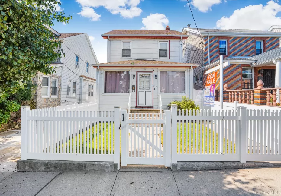 8806 Hollis Court Boulevard, New York, NY, 3 Bedrooms Bedrooms, 8 Rooms Rooms,1 BathroomBathrooms,Residential,For Rent,Hollis Court,0,1049303 8806 Hollis Court Boulevard, New York, NY, 3 Bedrooms Bedrooms, 8 Rooms Rooms,1 BathroomBathrooms,Residential,For Rent,Hollis Court,0,1049303