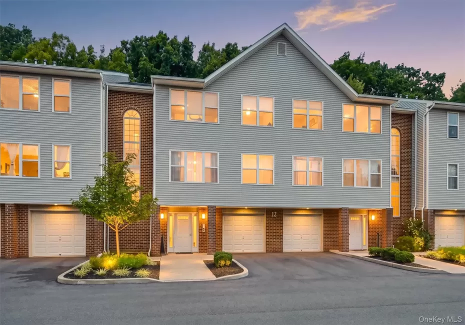 143 Deer Ct Drive, Middletown, NY, 2 Bedrooms Bedrooms, 6 Rooms Rooms,2 BathroomsBathrooms,Residential,For Rent,Deer Ct,0,974627 143 Deer Ct Drive, Middletown, NY, 2 Bedrooms Bedrooms, 6 Rooms Rooms,2 BathroomsBathrooms,Residential,For Rent,Deer Ct,0,974627