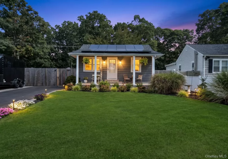 154 End Avenue, Brookhaven, NY, 2 Bedrooms Bedrooms, 4 Rooms Rooms,1 BathroomBathrooms,Residential,For Rent,End,0,1053238 154 End Avenue, Brookhaven, NY, 2 Bedrooms Bedrooms, 4 Rooms Rooms,1 BathroomBathrooms,Residential,For Rent,End,0,1053238