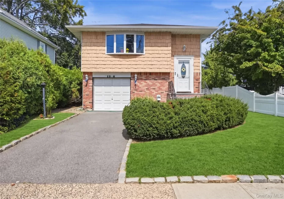 29 Suffolk Road, Oyster Bay, NY, 4 Bedrooms Bedrooms, 9 Rooms Rooms,2 BathroomsBathrooms,Residential,For Rent,Suffolk,0,1053264 29 Suffolk Road, Oyster Bay, NY, 4 Bedrooms Bedrooms, 9 Rooms Rooms,2 BathroomsBathrooms,Residential,For Rent,Suffolk,0,1053264