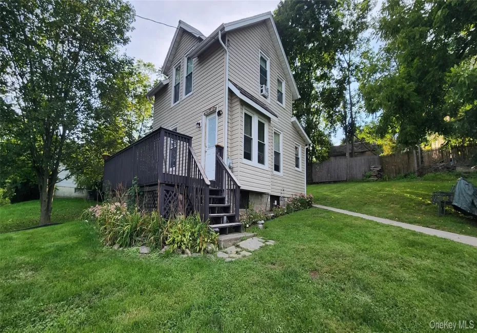 613-615 Salt Point Turnpike, Hyde Park, NY, 2 Bedrooms Bedrooms, 5 Rooms Rooms,1 BathroomBathrooms,Residential,For Rent,Salt Point,0,1052792 613-615 Salt Point Turnpike, Hyde Park, NY, 2 Bedrooms Bedrooms, 5 Rooms Rooms,1 BathroomBathrooms,Residential,For Rent,Salt Point,0,1052792