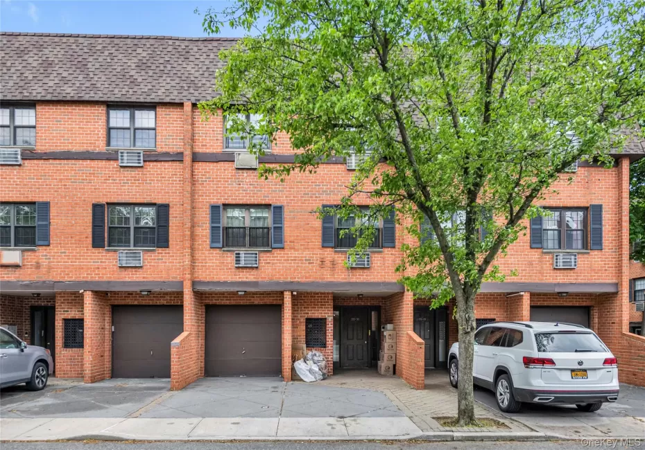 220-30 64th Avenue, New York, NY, 3 Bedrooms Bedrooms, 10 Rooms Rooms,2 BathroomsBathrooms,Residential,For Rent,64th,0,1049670 220-30 64th Avenue, New York, NY, 3 Bedrooms Bedrooms, 10 Rooms Rooms,2 BathroomsBathrooms,Residential,For Rent,64th,0,1049670