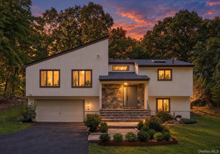 103 Old Highland Turnpike, Philipstown, NY, 3 Bedrooms Bedrooms, 9 Rooms Rooms,3 BathroomsBathrooms,Residential,For Rent,Old Highland,0,1053100 103 Old Highland Turnpike, Philipstown, NY, 3 Bedrooms Bedrooms, 9 Rooms Rooms,3 BathroomsBathrooms,Residential,For Rent,Old Highland,0,1053100