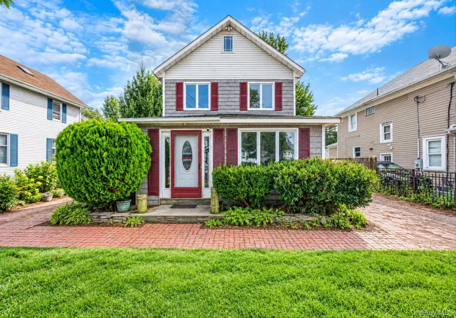 66 Norton Street, Brookhaven, NY, 6 Bedrooms Bedrooms, 8 Rooms Rooms,3 BathroomsBathrooms,Residential,For Rent,Norton,0,1048725 66 Norton Street, Brookhaven, NY, 6 Bedrooms Bedrooms, 8 Rooms Rooms,3 BathroomsBathrooms,Residential,For Rent,Norton,0,1048725