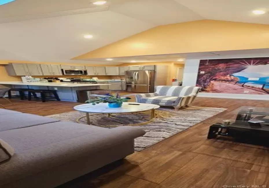 10014 199th Street, New York, NY, 3 Bedrooms Bedrooms, 6 Rooms Rooms,1 BathroomBathrooms,Residential Lease,For Rent,199th,0,1053618 10014 199th Street, New York, NY, 3 Bedrooms Bedrooms, 6 Rooms Rooms,1 BathroomBathrooms,Residential Lease,For Rent,199th,0,1053618