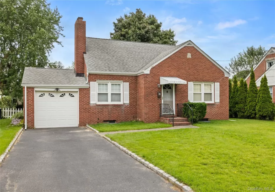 12 Benjamin Avenue, Babylon, NY, 2 Bedrooms Bedrooms, 6 Rooms Rooms,1 BathroomBathrooms,Residential,For Rent,Benjamin,0,1052997 12 Benjamin Avenue, Babylon, NY, 2 Bedrooms Bedrooms, 6 Rooms Rooms,1 BathroomBathrooms,Residential,For Rent,Benjamin,0,1052997