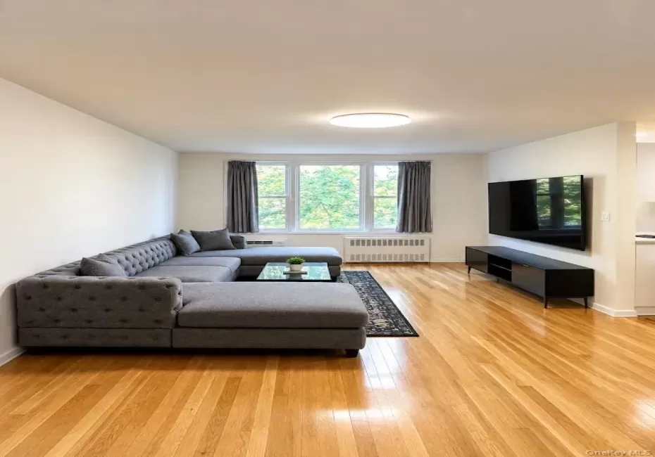 5775 Mosholu Avenue, New York, NY, 1 Bedroom Bedrooms, 3 Rooms Rooms,1 BathroomBathrooms,Residential Lease,For Rent,Mosholu,0,1053927 5775 Mosholu Avenue, New York, NY, 1 Bedroom Bedrooms, 3 Rooms Rooms,1 BathroomBathrooms,Residential Lease,For Rent,Mosholu,0,1053927