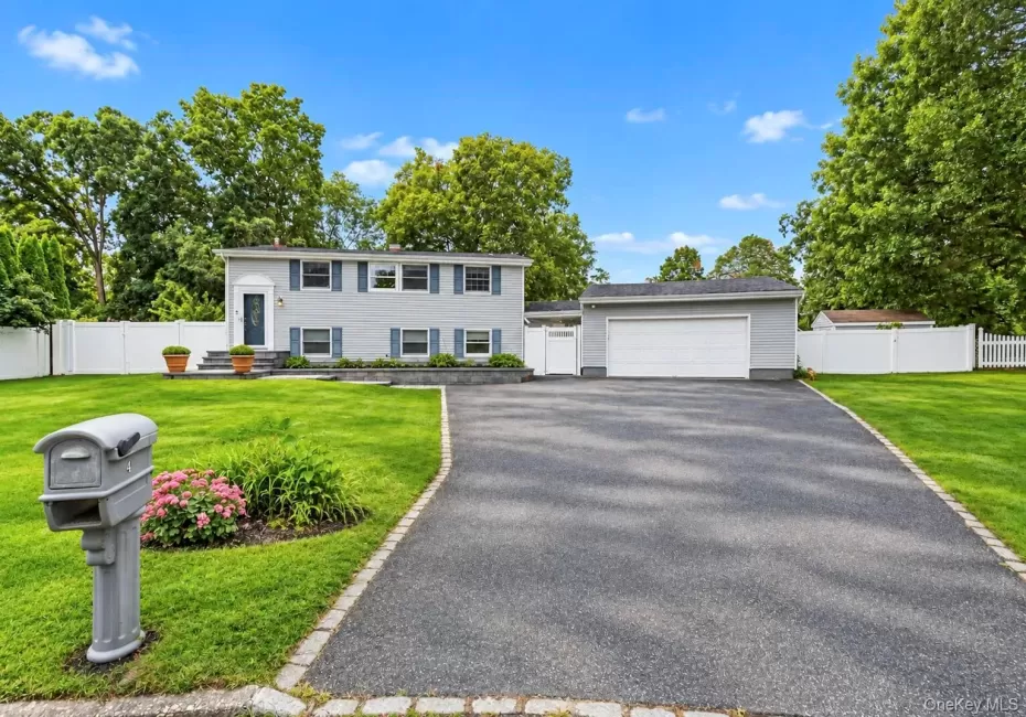 4 Bud Court, Brookhaven, NY, 5 Bedrooms Bedrooms, 8 Rooms Rooms,2 BathroomsBathrooms,Residential,For Rent,Bud,0,1053928 4 Bud Court, Brookhaven, NY, 5 Bedrooms Bedrooms, 8 Rooms Rooms,2 BathroomsBathrooms,Residential,For Rent,Bud,0,1053928