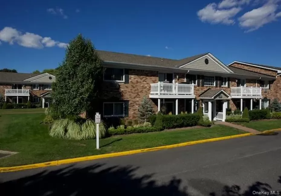 198 Lakeland Avenue, Islip, NY, 1 Bedroom Bedrooms, 5 Rooms Rooms,1 BathroomBathrooms,Residential Lease,For Rent,Lakeland,0,1054248 198 Lakeland Avenue, Islip, NY, 1 Bedroom Bedrooms, 5 Rooms Rooms,1 BathroomBathrooms,Residential Lease,For Rent,Lakeland,0,1054248