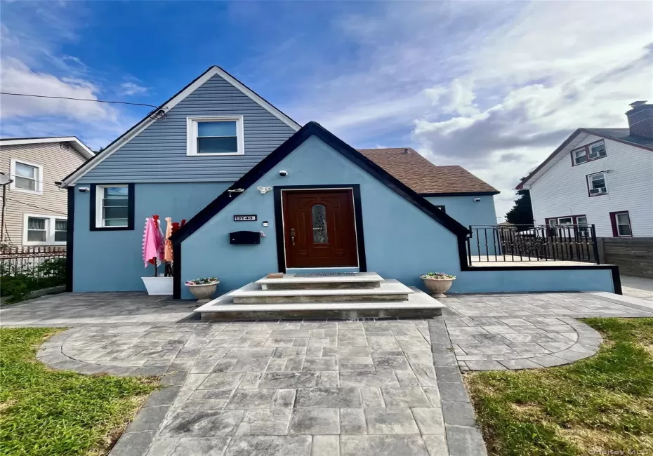 13143 221st Street, New York, NY, 5 Bedrooms Bedrooms, 8 Rooms Rooms,3 BathroomsBathrooms,Residential,For Rent,221st,0,1054218 13143 221st Street, New York, NY, 5 Bedrooms Bedrooms, 8 Rooms Rooms,3 BathroomsBathrooms,Residential,For Rent,221st,0,1054218