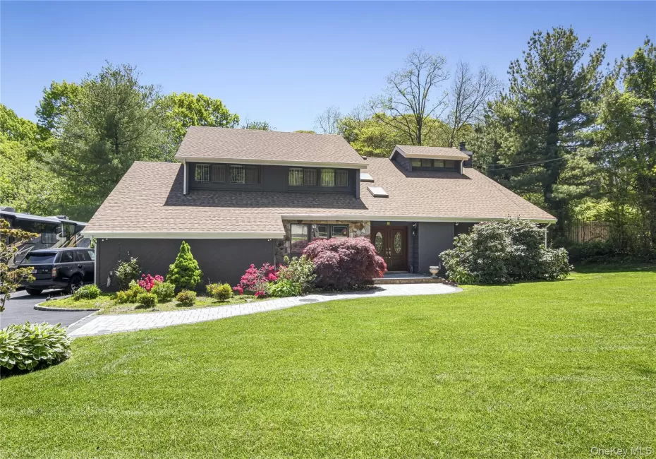26 Candlewood Path, Huntington, NY, 5 Bedrooms Bedrooms, 14 Rooms Rooms,4 BathroomsBathrooms,Residential,For Rent,Candlewood,0,1054141 26 Candlewood Path, Huntington, NY, 5 Bedrooms Bedrooms, 14 Rooms Rooms,4 BathroomsBathrooms,Residential,For Rent,Candlewood,0,1054141