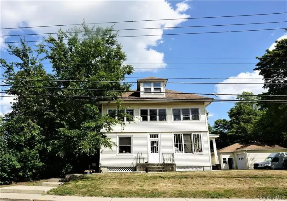 716 Homestead Avenue, Montgomery, NY, 3 Bedrooms Bedrooms, 6 Rooms Rooms,1 BathroomBathrooms,Residential Lease,For Rent,Homestead,0,1054206 716 Homestead Avenue, Montgomery, NY, 3 Bedrooms Bedrooms, 6 Rooms Rooms,1 BathroomBathrooms,Residential Lease,For Rent,Homestead,0,1054206