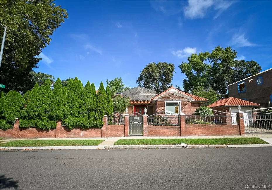 14527 13th Avenue, New York, NY, 4 Bedrooms Bedrooms, 8 Rooms Rooms,3 BathroomsBathrooms,Residential,For Rent,13th,0,1054296 14527 13th Avenue, New York, NY, 4 Bedrooms Bedrooms, 8 Rooms Rooms,3 BathroomsBathrooms,Residential,For Rent,13th,0,1054296