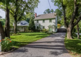 385 Main Street, Brookhaven, NY, 4 Bedrooms Bedrooms, 8 Rooms Rooms,2 BathroomsBathrooms,Residential,For Rent,Main,0,1052464 385 Main Street, Brookhaven, NY, 4 Bedrooms Bedrooms, 8 Rooms Rooms,2 BathroomsBathrooms,Residential,For Rent,Main,0,1052464