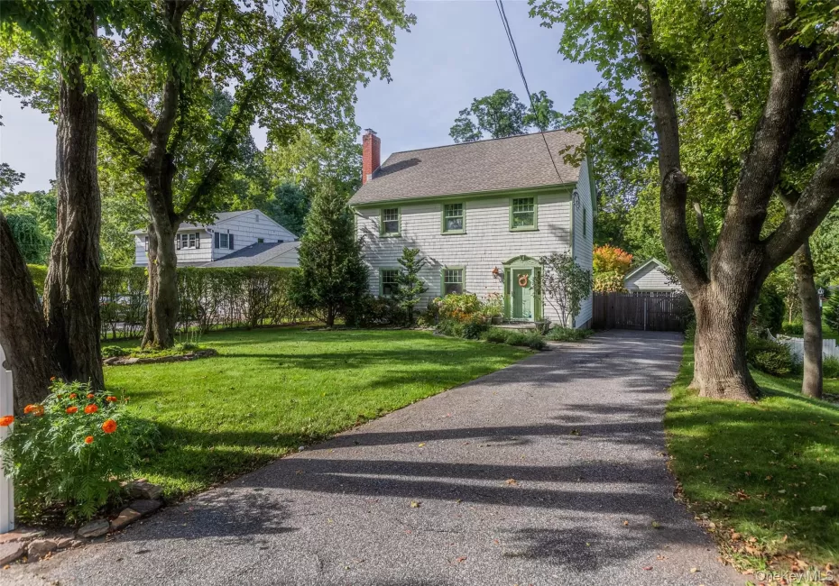 385 Main Street, Brookhaven, NY, 4 Bedrooms Bedrooms, 8 Rooms Rooms,2 BathroomsBathrooms,Residential,For Rent,Main,0,1052464 385 Main Street, Brookhaven, NY, 4 Bedrooms Bedrooms, 8 Rooms Rooms,2 BathroomsBathrooms,Residential,For Rent,Main,0,1052464