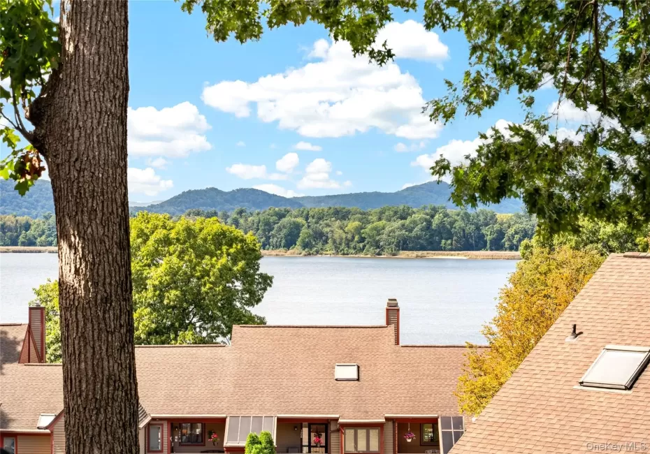 1203 Eagle Bay Drive, Ossining, NY, 2 Bedrooms Bedrooms, 5 Rooms Rooms,2 BathroomsBathrooms,Residential,For Rent,Eagle Bay,0,1046411 1203 Eagle Bay Drive, Ossining, NY, 2 Bedrooms Bedrooms, 5 Rooms Rooms,2 BathroomsBathrooms,Residential,For Rent,Eagle Bay,0,1046411