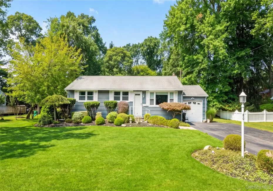 80 Evergreen Lane, Brookhaven, NY, 3 Bedrooms Bedrooms, 7 Rooms Rooms,2 BathroomsBathrooms,Residential,For Rent,Evergreen,0,1054225 80 Evergreen Lane, Brookhaven, NY, 3 Bedrooms Bedrooms, 7 Rooms Rooms,2 BathroomsBathrooms,Residential,For Rent,Evergreen,0,1054225
